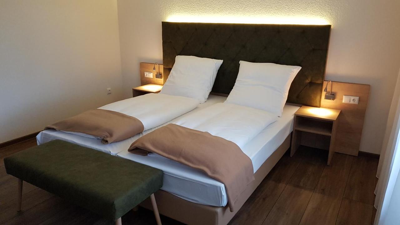 Kraeuterhotel & Restaurant Heidejaeger Mulmshorn Ngoại thất bức ảnh