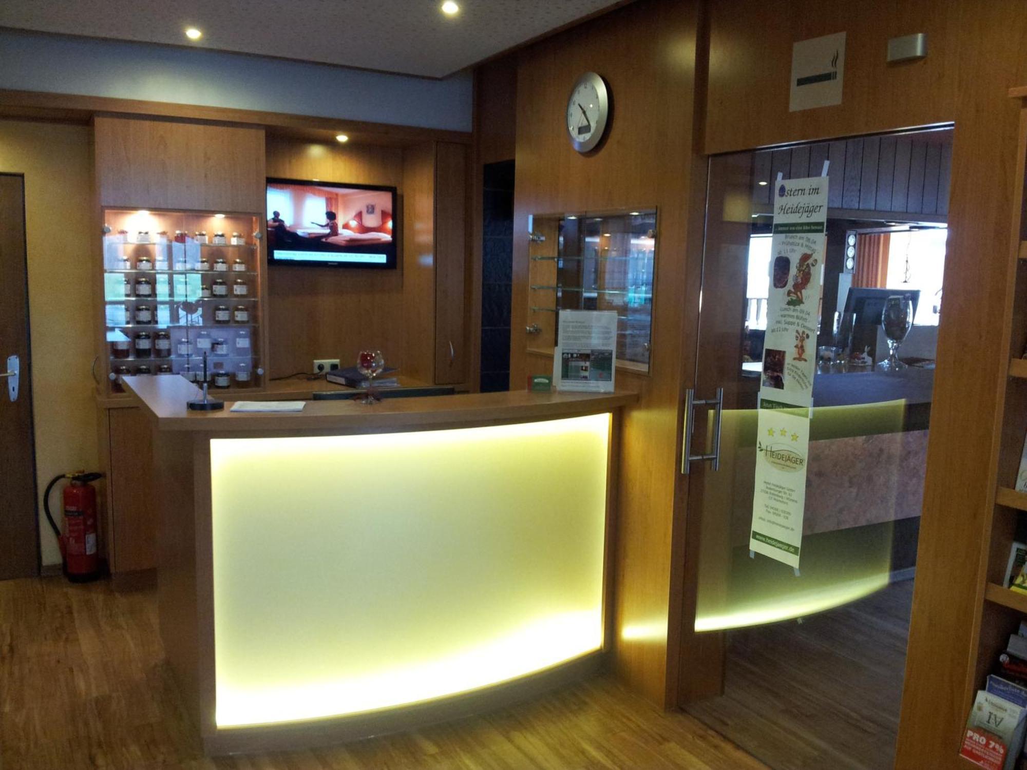 Kraeuterhotel & Restaurant Heidejaeger Mulmshorn Ngoại thất bức ảnh