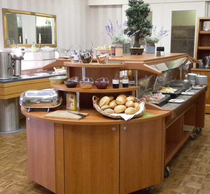 Kraeuterhotel & Restaurant Heidejaeger Mulmshorn Ngoại thất bức ảnh