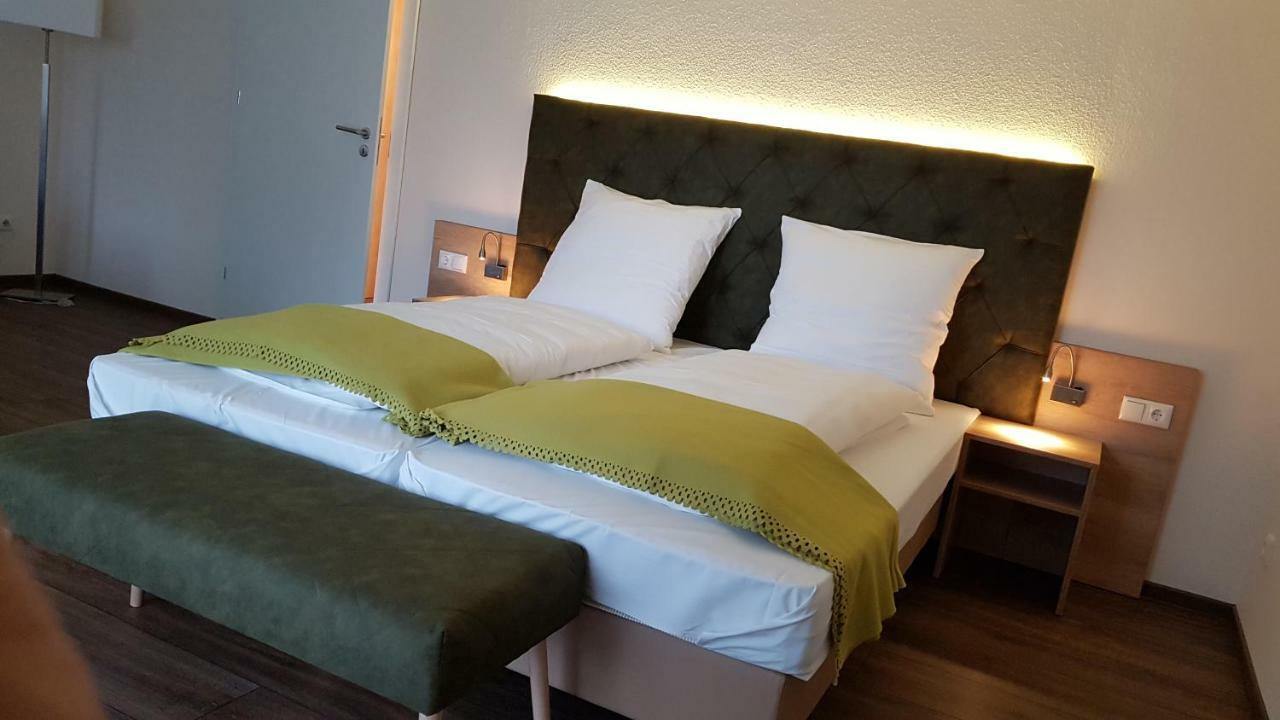 Kraeuterhotel & Restaurant Heidejaeger Mulmshorn Ngoại thất bức ảnh